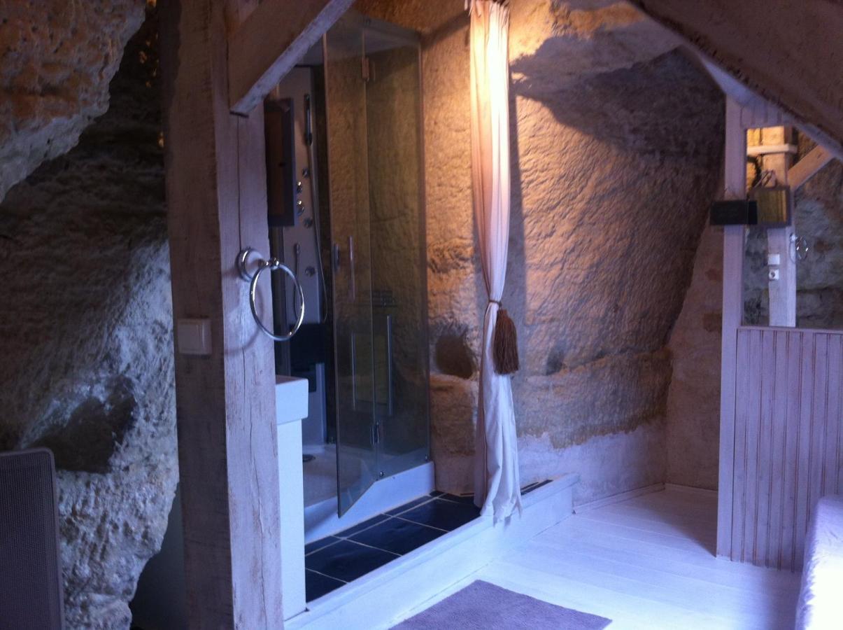 Troglodyte Loft Bed & Breakfast Thoré-la-Rochette Exterior photo